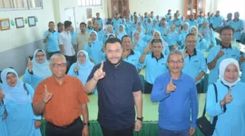 Wali Kota Padang, Fadly Amran menghadiri acara Reuni 40 Tahun Kasma 1’85 di Aula SMAN 1 Padang, Minggu (29/6/2025). (Foto: Prokopim Padang)