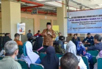 Wakil Wali Kota Padang Maigus Nasir menghadiri sosialisasi produk dan layanan perbankan Bank Nagari Cabang Pasar Raya Padang di Lantai II Fase VII Pasar Raya Padang, Kamis (19/6/2025). (Foto: Prokopim Padang)