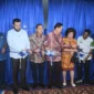 Wali Kota Padang, Fadly Amran meresmikan Dulux Experience Store di Jalan M. Yamin No.189 E, Rabu (18/6/2025). (Foto: Prokopim Padang)