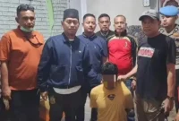 Terduga pelaku mutilasi di Padang Pariaman saat diamankan polisi. (Foto: IG Polres Padang Pariaman)