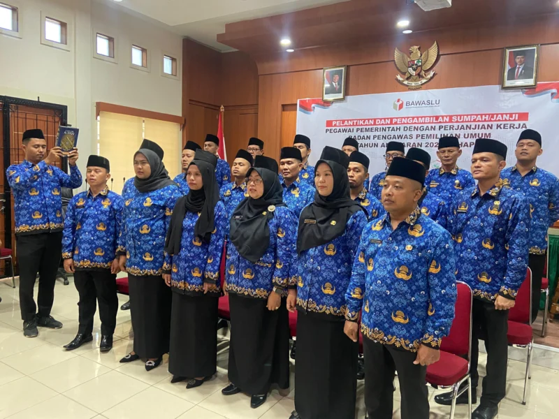 Sebanyak 20 PPPK Sumbar resmi dilantik. Pelantikan digelar secara hybrid dari Kantor Bawaslu RI di Jakarta Selasa (1/7/2025). (Foto: Ist)
