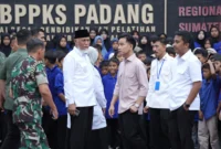 Wapres RI Gibran Rakabuming Raka meninjau Sekolah Rakyat Menengah Pertama (SRMP) 4 Padang, Rabu (30/7/2025). (Foto: ADPSB)