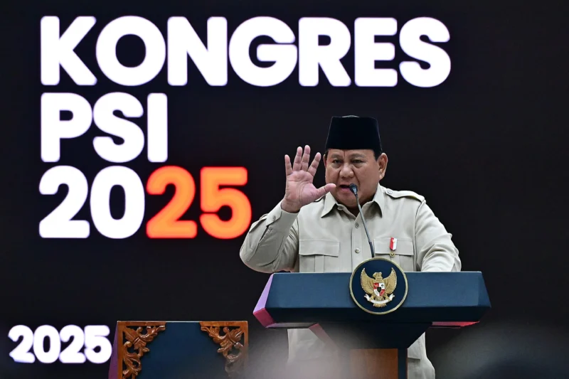 Presiden Prabowo Subianto menyampaikan sambutan pada Kongres PSI 2025 di Edutorium Universitas Muhammadiyah Surakarta, Kota Surakarta, Jateng, Minggu (20/7/2025). (Foto: BPMI Setpres)