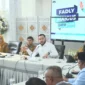 Wali Kota Padang Fadly Amran dalam rapat pembahasan teknis kerja sama bersama Rektor UPI YPTK Padang, Muhammad Ridwan di Kediaman Resmi Wali Kota Padang, Selasa (1/7/2025). (Foto: Prokopim Padang)