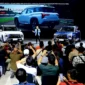 Chief Product Specialist Mitsubishi Motors Corporation Masahiro Ito memberikan pemaparan All new Mitsubishi Destinator pada ajang GIIAS 2025. (Foto: Dok. MMKSI)