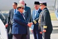 Presiden Prabowo Subianto tiba di Bandar Udara Brussel pada Sabtu sore (12/7/2025) waktu setempat. (Foto: BPMI Setpres)