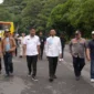 Wakil Gubernur Sumbar, Vasko Ruseimy bersama Wakil Wali Kota Padang Panjang, Allex Saputra meninjau Terminal Bukit Surungan (Busur), Jumat (4/7/2025). (Foto: Kominfo Padang Panjang)