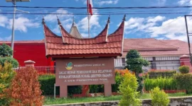 Sebanyak 150 siswa dari keluarga miskin ekstrem di Padang mengikuti Sekolah Rakyat mulai 14 Juli 2025. (Foto: FB Diskominfo Padang)