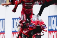 Marc Marquez melakukan selebrasi Aura Farming usai menangi MotoGP Jerman 2025, Minggu (13/7/2025). (Foto: IG @marcmarquez93)