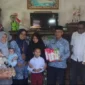 IPeKB Padang Panjang bantu anak berisiko stunting lewat program orang tua asuh. (Foto: Kominfo Padang Panjang)