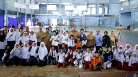 Wali Kota Pariaman, Yota Balad menutup GSI Tingkat SMP sederajat dan O2SN Tingkat SD dan SMP se-Kota Pariaman Tahun 2025 di GOR Rajo Bujang, Senin (21/7/2025). (Foto: Kominfo Pariaman)