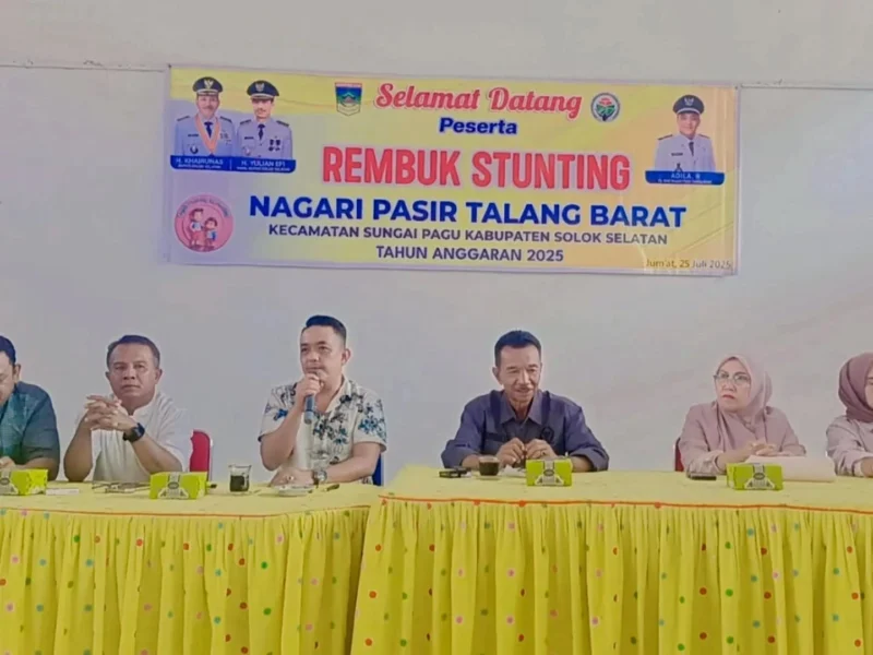 Kegiatan Rembuk Stunting Nagari Pasir Talang Barat, Kabupaten Solsel, Jumat (25/7/2025). (Foto: Humas Pemkab Solsel)