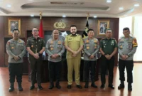 Wali Kota Padang Fadly Amran bersama Forkopimda bersilaturahmi dengan Kapolda Sumbar, Irjen Pol. Gatot Tri Suryanta. (Foto: Prokopim Padang)