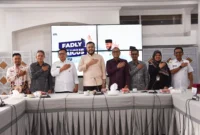 Wali Kota Padang Fadly Amran menerima kunjungan KPU Padang di Gedung Putih Rumah Dinas Wali Kota, Rabu (16/7/2025). (Foto: Prokopim Padang)