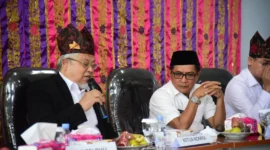Komisi VIII DPR RI melakukan kunjungan kerja ke Asrama Haji Padang Pariaman pada Jumat (11/7/2025). (Foto: Diskominfo Padang Pariaman)