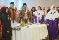 Ketua GOW Padang Ny. Sri Hayati Maigus Nasir menghadiri International Women Leadership Training 2025 di The ZHM Premiere Hotel Padang, Sabtu (12/7/2025). (Foto: Prokopim Padang)