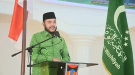 Wali Kota Padang Fadly Amran memberikan sambutan saat menghadiri pelantikan PW Al Jam’iyatul Washliyah Sumbar masa bakti 2025–2030, Kamis (10/7/2025). (Foto: Prokopim Padang)