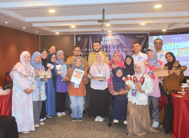 Wali Kota Padang Fadly Amran menghadiri coaching class yang digelar Infosumbar di Hotel Mercure Padang, Selasa (15/7/2025). (Foto: Prokopim Padang)