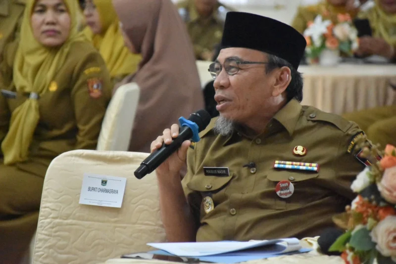 Wakil Wali Kota Padang, Maigus Nasir mengikuti Rakor MBG di Auditorium Gubernur Sumbar, Selasa (22/7/2025). (Foto: Prokopim Padang)