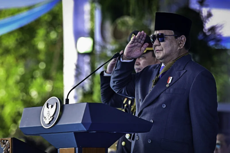 Presiden Prabowo memimpin Upacara Peringatan ke-79 Hari Bhayangkara di Monas, Jakarta, Selasa (1/7/2025). (Foto: BPMI Setpres)