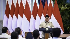 Presiden Prabowo mengajak masyarakat merayakan HUT ke-80 RI dengan aksi nyata dan semangat kebersamaan. (Foto: BPMI Setpres)