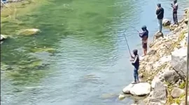 Pokmaswas Perikanan Kelurahan Kampung Baru Nan XX, Kecamatan Lubeg menggelar Lomba Memancing Ikan Gariang Sabtu (19/7/2025). (Foto: Ist)
