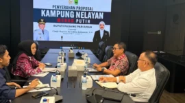 Bupati Padang Pariaman, John Kenedy Azis (JKA) menemui anggota Komisi IV DPR RI Cindy Monica Salsabila di Gedung DPR RI pada Rabu (16/7/2025). (Foto: Diskominfo Padang Pariaman)
