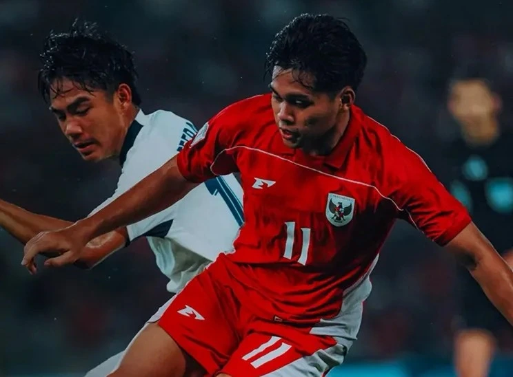 Timnas Indonesia U-23 mengalahkan Thailand melalui adu penalti 7-6 dan melaju ke final Piala AFF U-23 2025 menghadapi Vietnam. (Foto: IG @timnasindonesia)