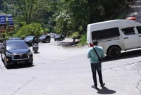 Akses lalu lintas di tanjakan Sitinjau Lauik, Padang–Solok. (Foto: IG @pthpsl)