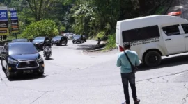 Akses lalu lintas di tanjakan Sitinjau Lauik, Padang–Solok. (Foto: IG @pthpsl)