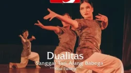 Tari “Dualitas” dari Sanggar Alang Babega tampil di Festival Nan Jombang pada Minggu malam (3/8/2025). (Foto: FB Diskominfo Padang)
