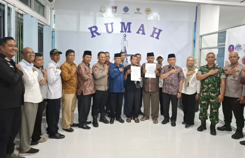Warga Padang Sarai sepakat menjaga kerukunan usai insiden rumah doa. (Foto: Diskominfo Padang)