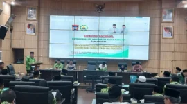 Wawako Padang Maigus Nasir membuka Raker DMI Padang  Tahun 2025 di Ruang Abu Bakar Ja’ar, Balai Kota Padang, Kamis (31/7/2025). (Foto: Diskominfo Padang)