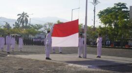 Pemko Padang mengimbau warga mengibarkan bendera merah putih 1–31 Agustus 2025 untuk menyemarakkan HUT RI ke-80. (Foto: Diskominfo Padang)