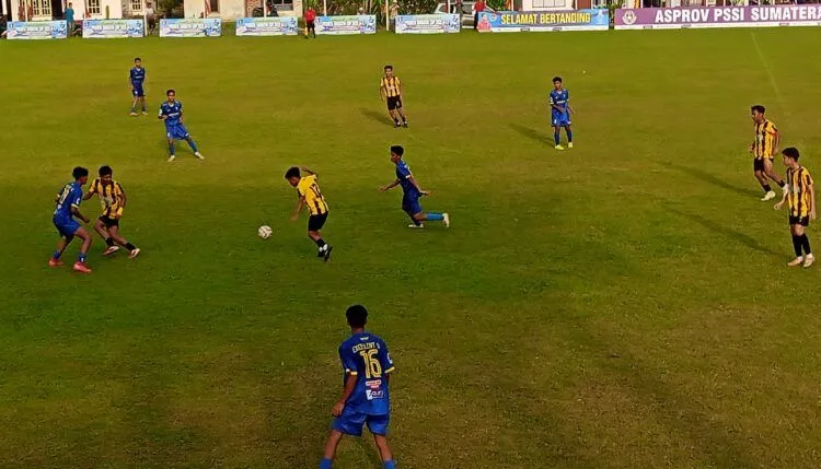 PSP Padang menjaga asa melaju ke babak semifinal Piala Soeratin U-17. (Foto: FB Diskominfo)