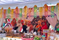 Pemko Padang menyediakan tenant gratis bagi pelaku UMKM untuk meramaikan event bertajuk “Taste of Padang Experience Market” di sepanjang Jalan Batang Arau, kawasan Kota Tua Padang. (Foto: Diskominfo Padang)