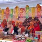 Pemko Padang menyediakan tenant gratis bagi pelaku UMKM untuk meramaikan event bertajuk “Taste of Padang Experience Market” di sepanjang Jalan Batang Arau, kawasan Kota Tua Padang. (Foto: Diskominfo Padang)