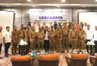 Lokakarya Penguatan Peran Aktif Masyarakat terhadap Sistem Pengelolaan Sampah di Kota Padang, Selasa (12/8/2025). (Foto: Diskominfo Padang)