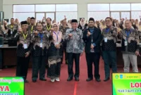 Wakil Wali Kota Padang, Maigus Nasir dalam Lokakarya Guru dan Tenaga Kependidikan (GTK) di Ruang Bagindo Aziz Chan, Balai Kota Padang, Kamis (14/8/2025). (Foto: Diskominfo Padang)