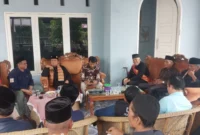 Badupari Padang, Zulhendri Ismed saat kegiatan balanjuang syukuran peringatan HUT ke-80 Kemerdekaan RI di Markas Badupari, Kelurahan Pasar Ambacang, Senin (18/8/2025). (Foto: Diskominfo Padang)