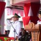 Bupati Padang Pariaman, Dr. H. John Kenedy Azis memimpin upacara peringatan HUT ke-80 RI di Halaman Kantor Bupati, Minggu (17/8/2025). (Foto: Kominfo Padang Pariaman)
