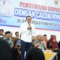 Bupati Tanah Datar Eka Putra mengadakan pertemuan dengan THL di Gedung Maharajo Dirajo, Batusangkar, Sabtu (23/8/2025). (Foto: Prokopim Tanah Datar)