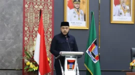 Wali Kota Padang, Fadly Amran menghadiri Rapat Paripurna DPRD Padang, Kamis (28/8/2025). (Foto: Prokopim Padang)