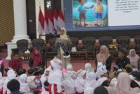Forikan Bukittinggi meluncurkan program Gurami bagi anak-anak PAUD, Kamis (21/8/2025) di Balairung Rumah Dinas Wali Kota Bukittinggi. (Foto: Pemko Bukittinggi)