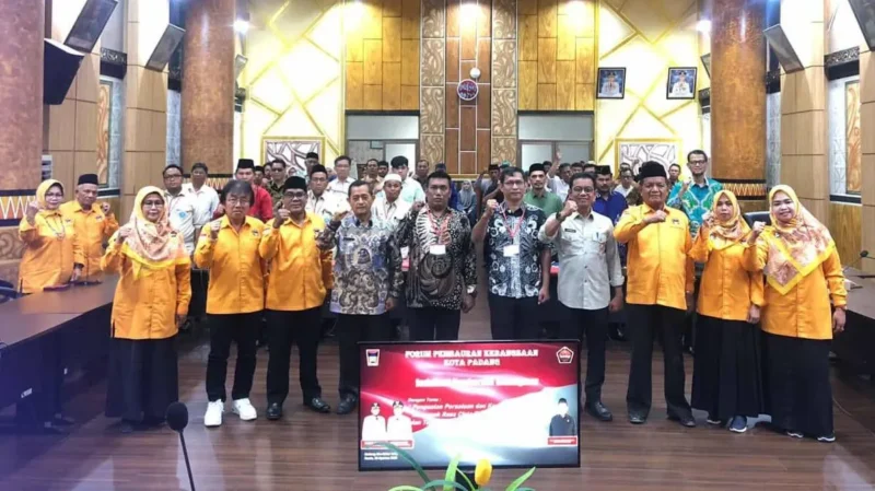 Sosialisasi Forum Pembauran Kebangsaan (FPK) di Ruang Abu Bakar Jaar, Kamis (28/8/2025). (Foto: Diskominfo Padang)