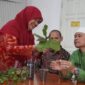 Pemko Padang Panjang menggelar Gerakan Tanam Tanaman Hias Serentak, Jumat (15/8/2025). (Foto: Kominfo Padang Panjang)