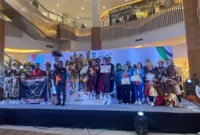 Atlet IOSKI Pessel saat penyerahan medali perunggu pada Fornas VIII di Lombok NTB. (Foto: Dok Humas KORMI)