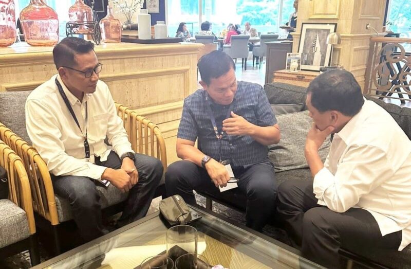 Ketua PELTI Sumbar, Prof Syahrial Bakhtiar ketika beraudiensi langsung dengan Ketua Umum PP PELTI, Nurdin Halid. (Foto: Dok Humas PELTI)