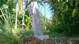 Pemko Padang melakukan pemasangan tanda patok di berbagai lokasi untuk mengamankan aset yang dimiliki. (Foto: Diskominfo Padang)