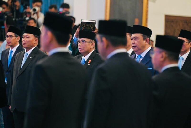 Pelantikan Duta Besar Luar Biasa dan Berkuasa Penuh (Dubes LBBP) Republik Indonesia di Istana Negara, Jakarta, Senin (25/8/2025). (Foto: BPMI Setpres)